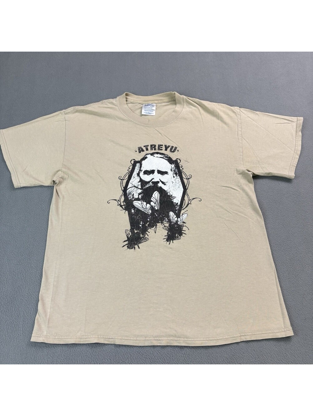 Vintage Atreyu Metal Band T Shirt Size Large Beige